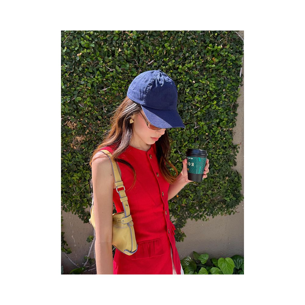 Turn right Chen s thigh French retro style round neck sleeveless slim fit vest women s summer casual versatile top image 4