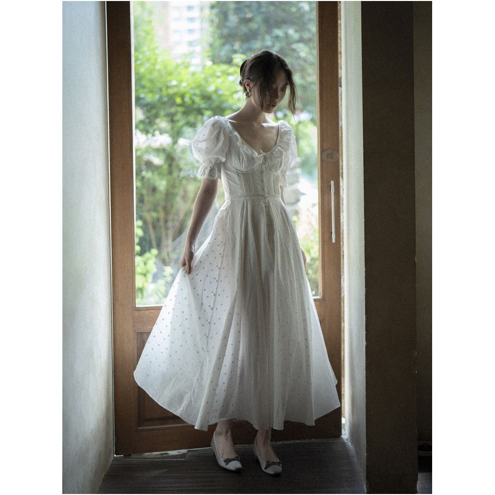 Texture Si custom designed French style elegant puff sleeved waist cinching slimming herringbone embroidered dress image 4