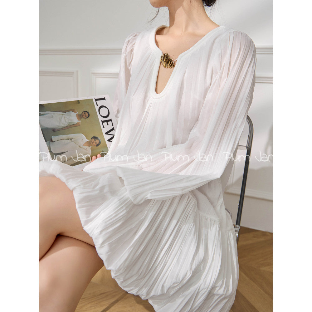 Plum Jan White Dress Women s Thin French V neck Fold 2025 New Summer Sunscreen Short Dress image 9