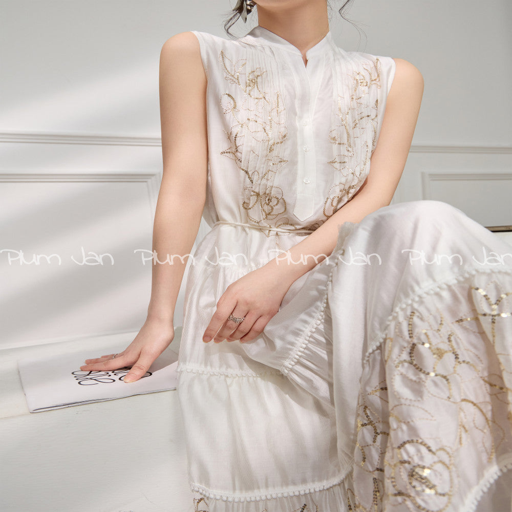 Plum Jan Seaside Outfit Dress Up A stunning white sleeveless stand up collar pleated dress image 0