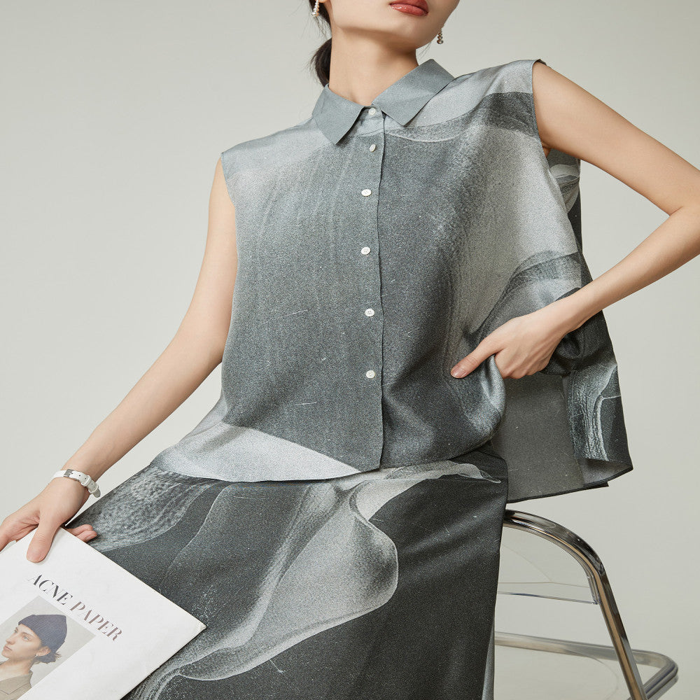 Hu Ke s gray sleeveless vest set for women s 2025 summer new shirt half skirt clean fit two piece set image 12