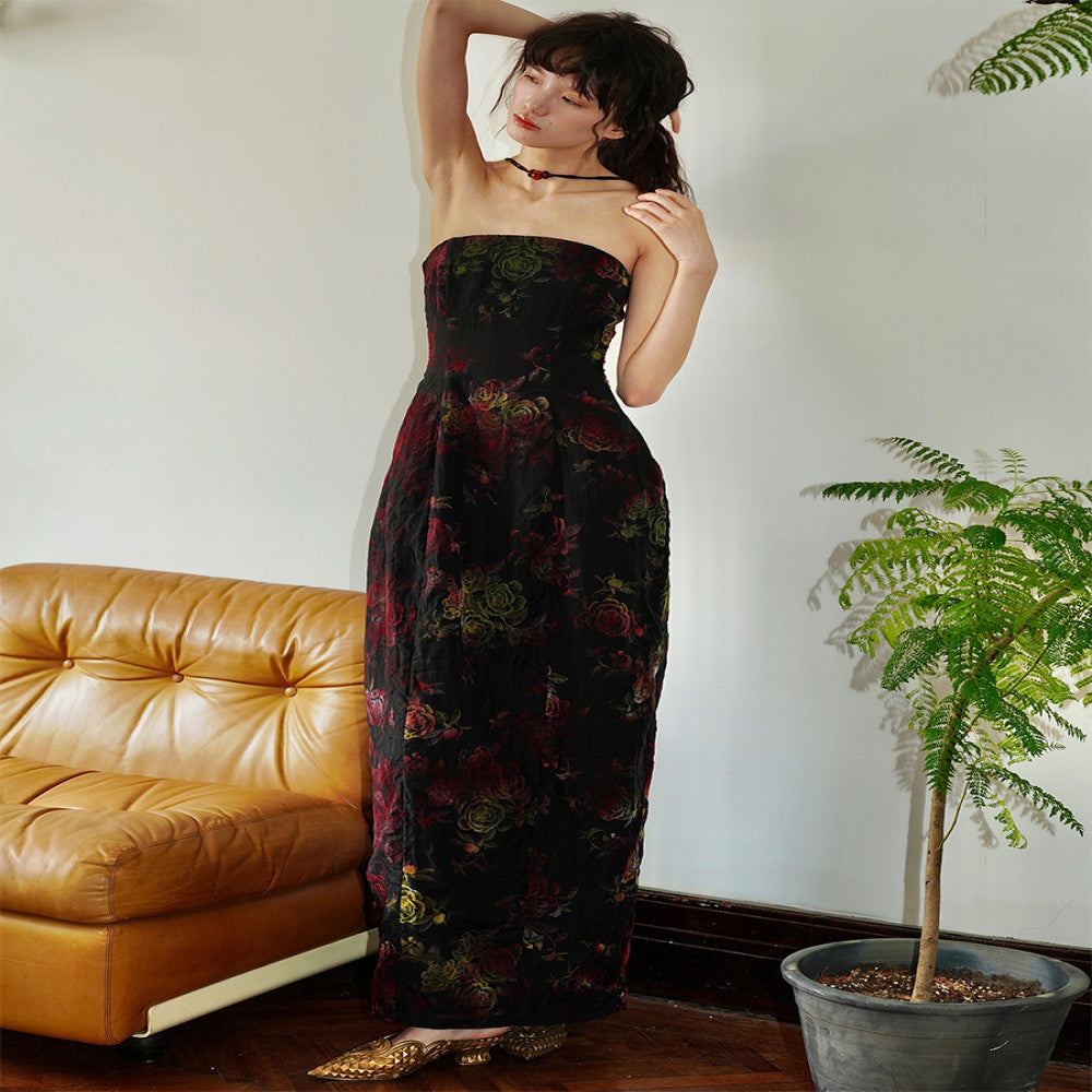 Bad taste western new Chinese style Tencel plush hanging neck retro floral suspender dress in stock image 3