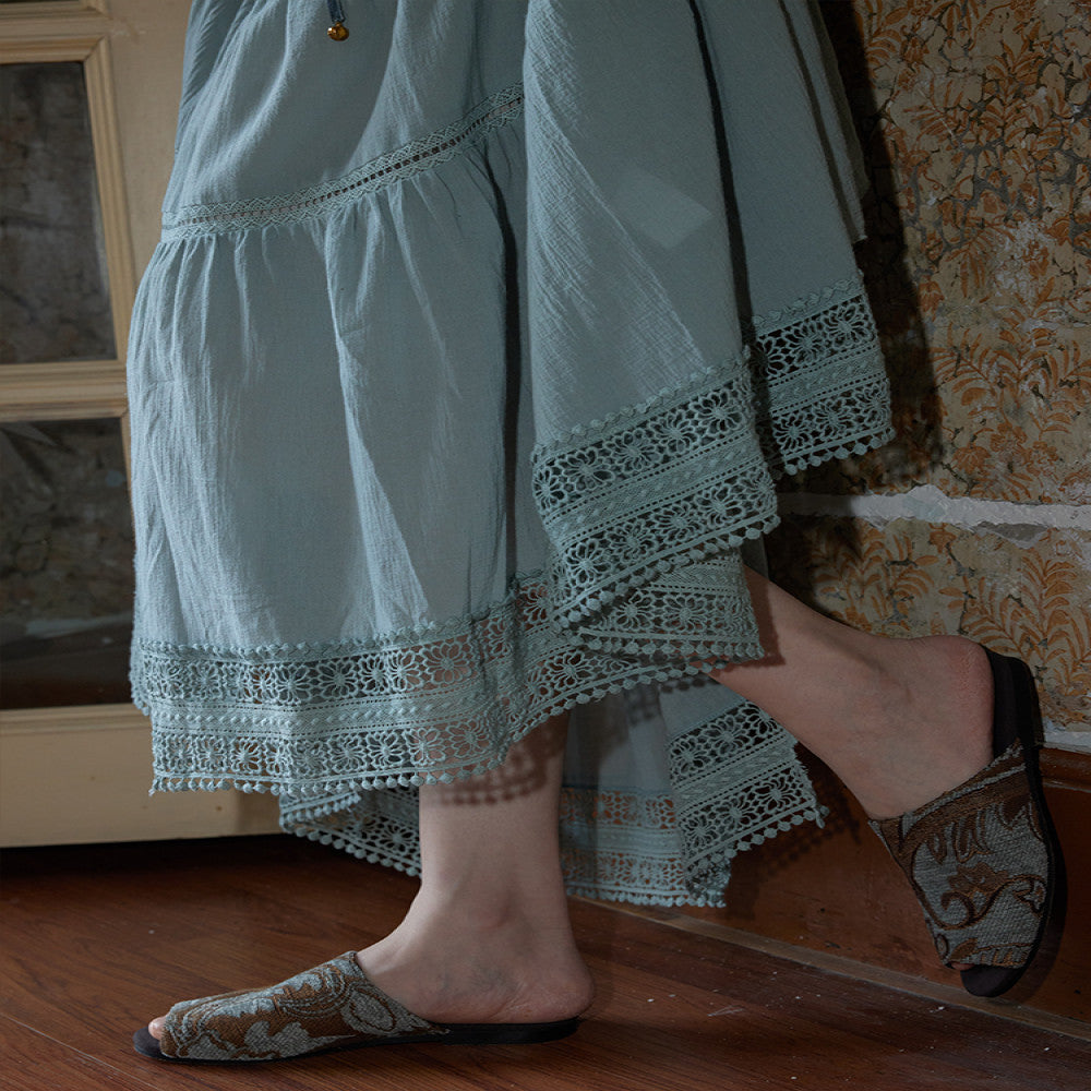 Jasmine and Fusu vintage cotton flower jacquard cashew flower slippers lazy sofa slippers image 4