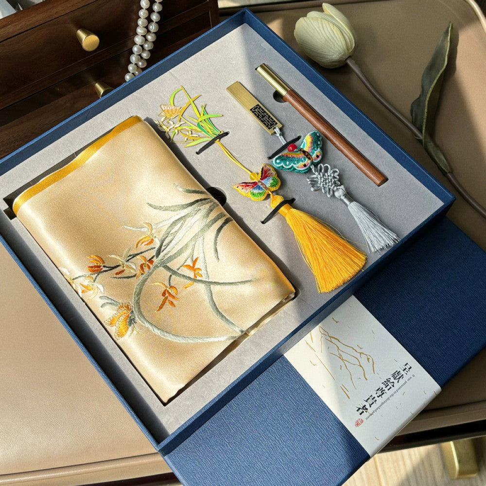 Chinese style Suzhou embroidery gift set hand embroidered silk scarf four piece holiday gift image 2