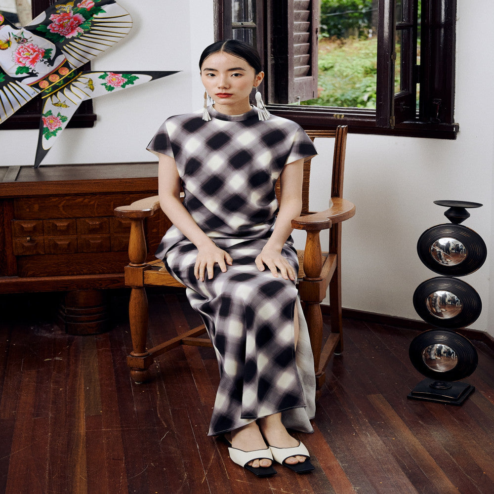 YUANYE Yuan Yeyuan Innovative Chinese Tencel Grid Printed Split Short sleeved Cheongsam Set image 21