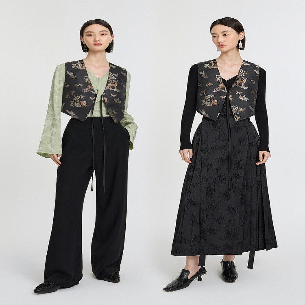 Naivee new Chinese style horse clip heavy industry embroidery jacquard black Chinese style improved vest jacket for women in autumn and winter image 3