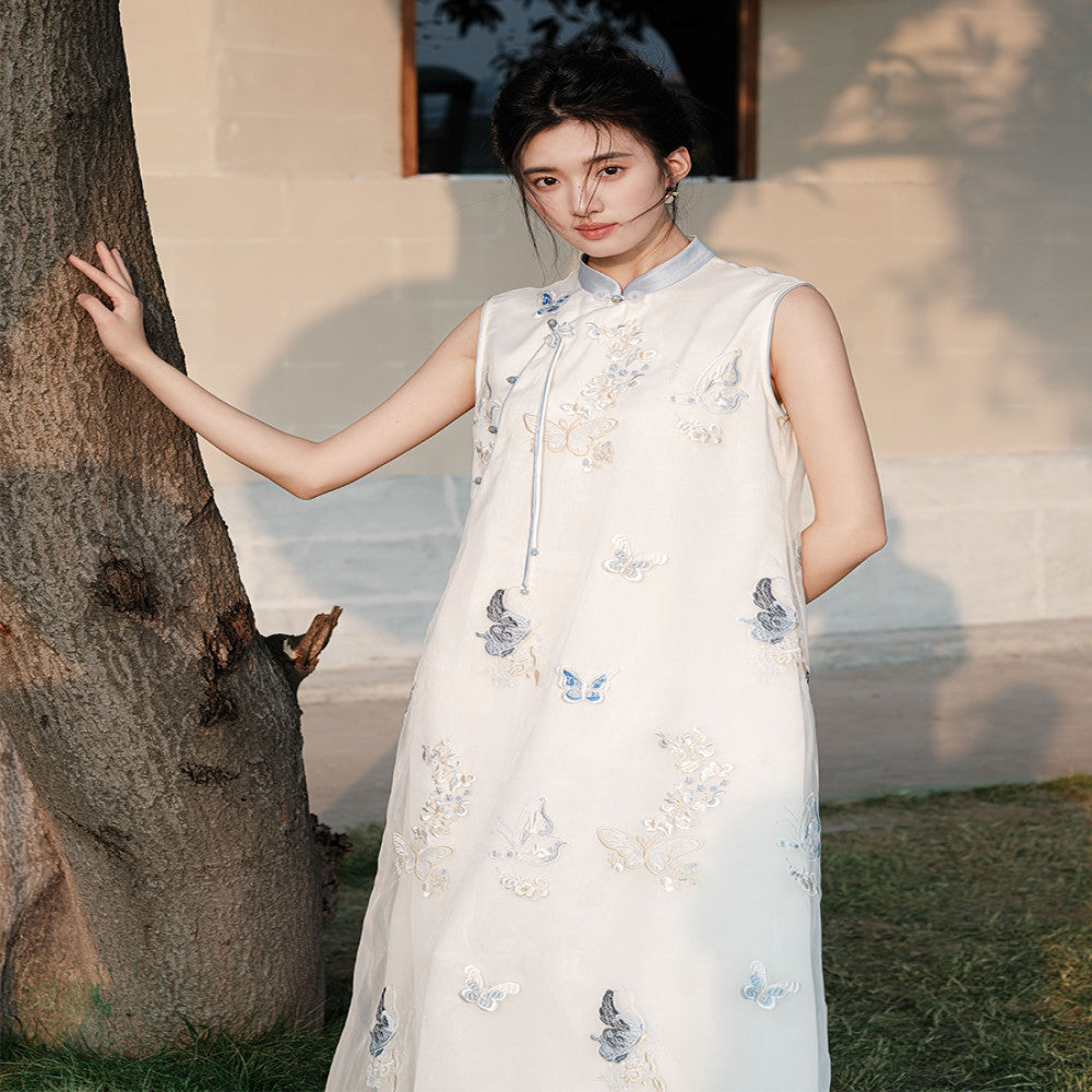 New Chinese style dress for women in the summer of 2025 elegant and exquisite three dimensional embroidered long skirt with slanted placket image 1