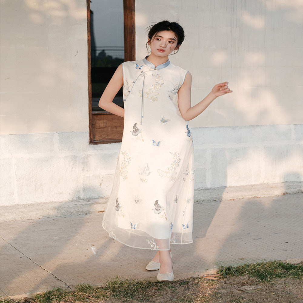New Chinese style dress for women in the summer of 2025 elegant and exquisite three dimensional embroidered long skirt with slanted placket image 4
