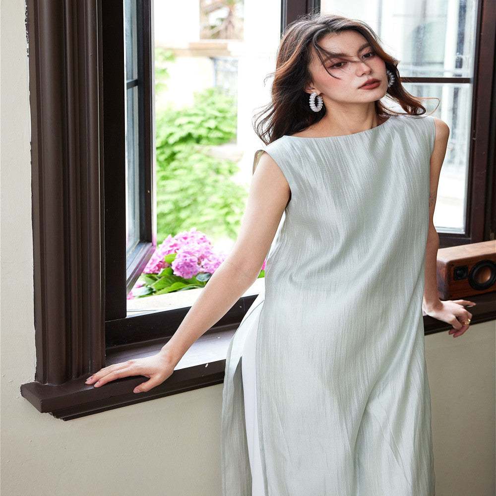 Mint green shiny silk sleeveless ribbon top for women s summer 2024 new design niche and unique T shirt with three views image 3