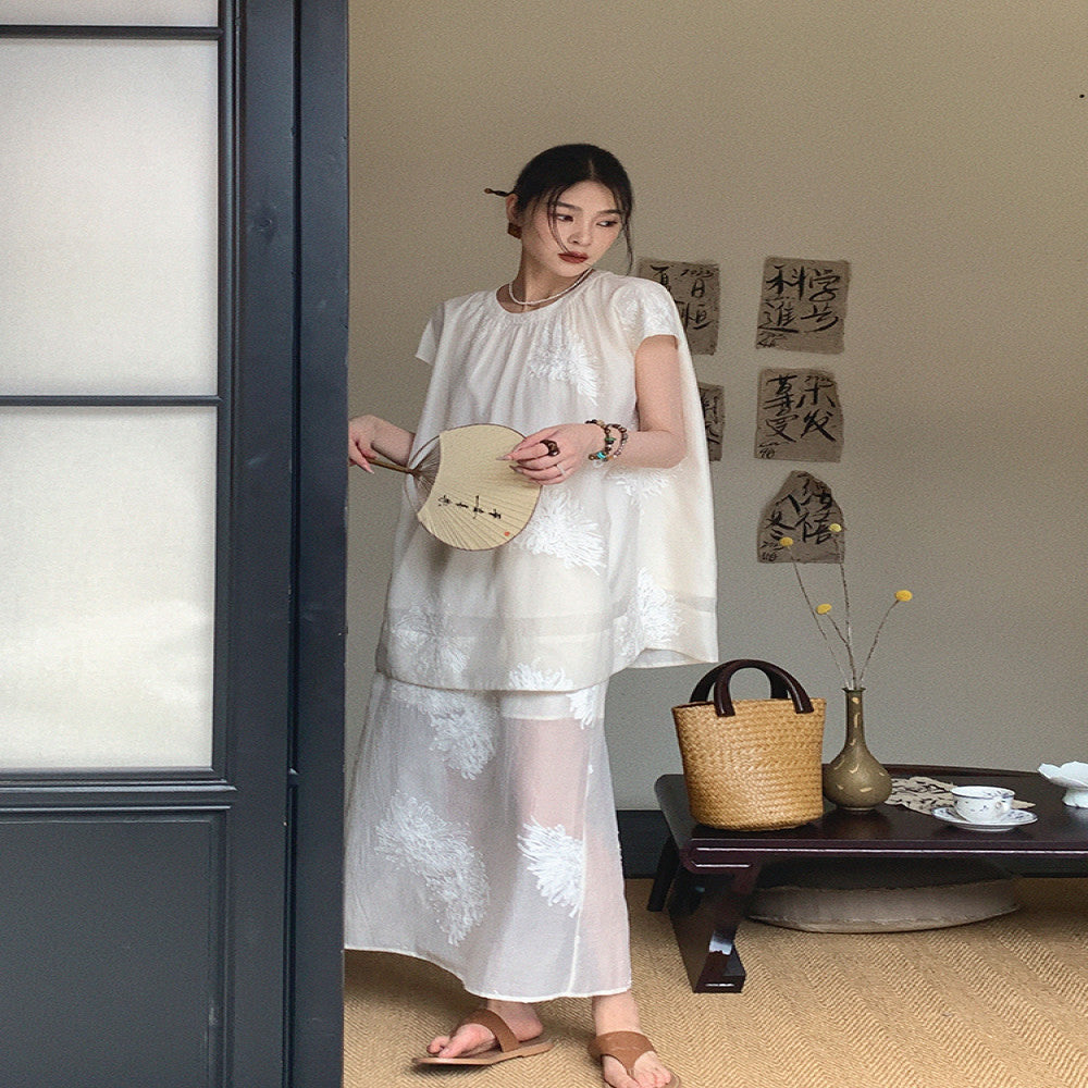 Customized rice white Chinese style two piece set for dimples women s 2025 summer gentle style loose top split skirt image 2
