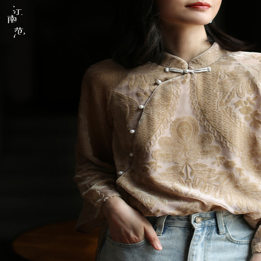 Jiangnan style retro Chinese style women s clothing improved cheongsam style top buttoned velvet Tang style women s Hanfu short tea suit image 0