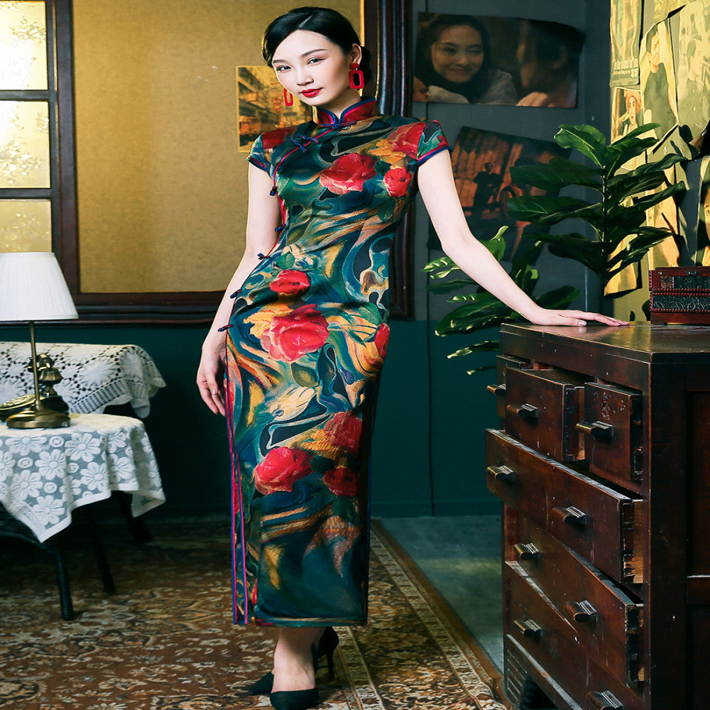 Four Miss Old Shanghai Retro Republic of China Style Silk Cheongsam Mom Long Style Fashion Show Performance High end Atmosphere and Grade image 4