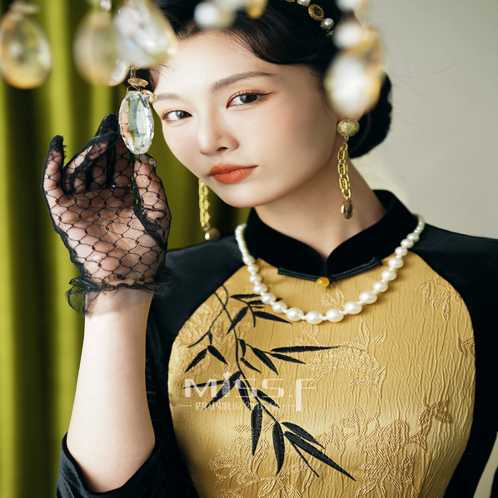 Miss Four s Golden Velvet Large Size Cheongsam Dress New Chinese Long Sleeve New Year s Eve Banquet Hundred Day Banquet Mother s Dress Dress image 2