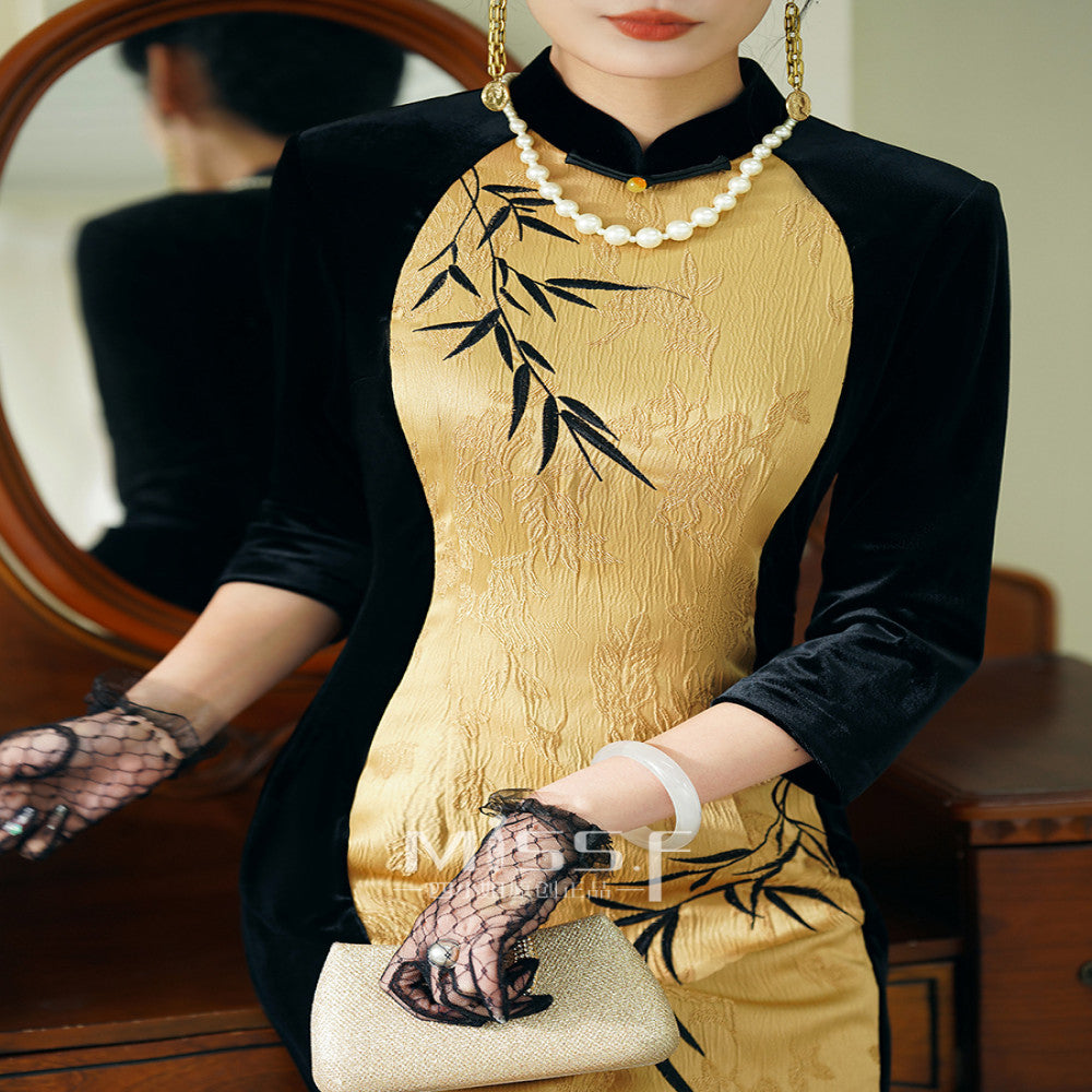 Miss Four s Golden Velvet Large Size Cheongsam Dress New Chinese Long Sleeve New Year s Eve Banquet Hundred Day Banquet Mother s Dress Dress image 0