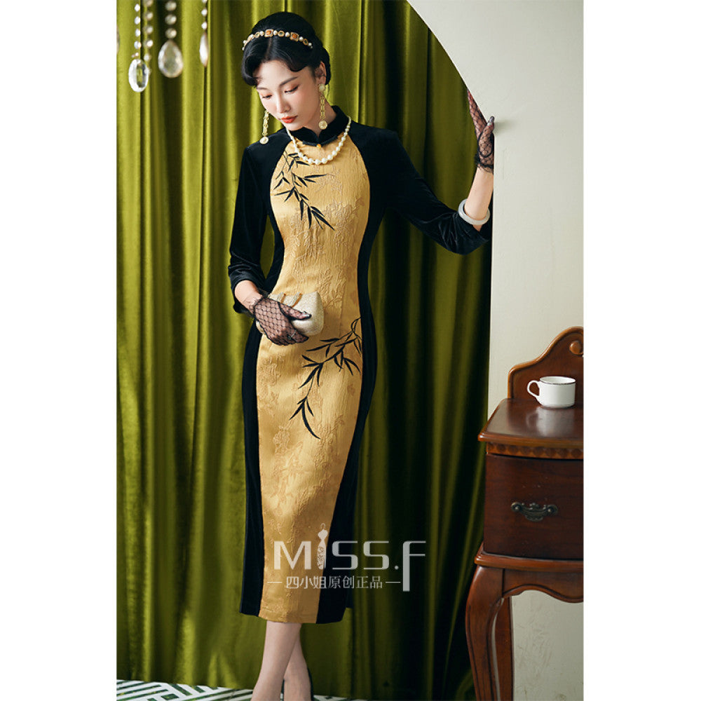 Miss Four s Golden Velvet Large Size Cheongsam Dress New Chinese Long Sleeve New Year s Eve Banquet Hundred Day Banquet Mother s Dress Dress image 7