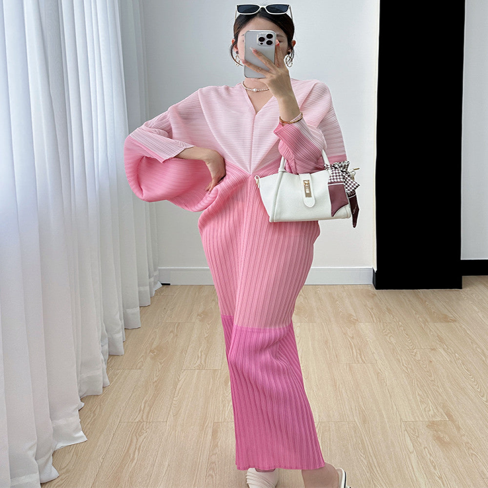 Homestay pleated dress long skirt summer new high end niche temperament color blocking age reducing bat sleeve dress for women thin image 1