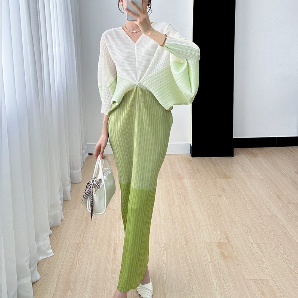 Homestay pleated dress long skirt summer new high end niche temperament color blocking age reducing bat sleeve dress for women thin image 8