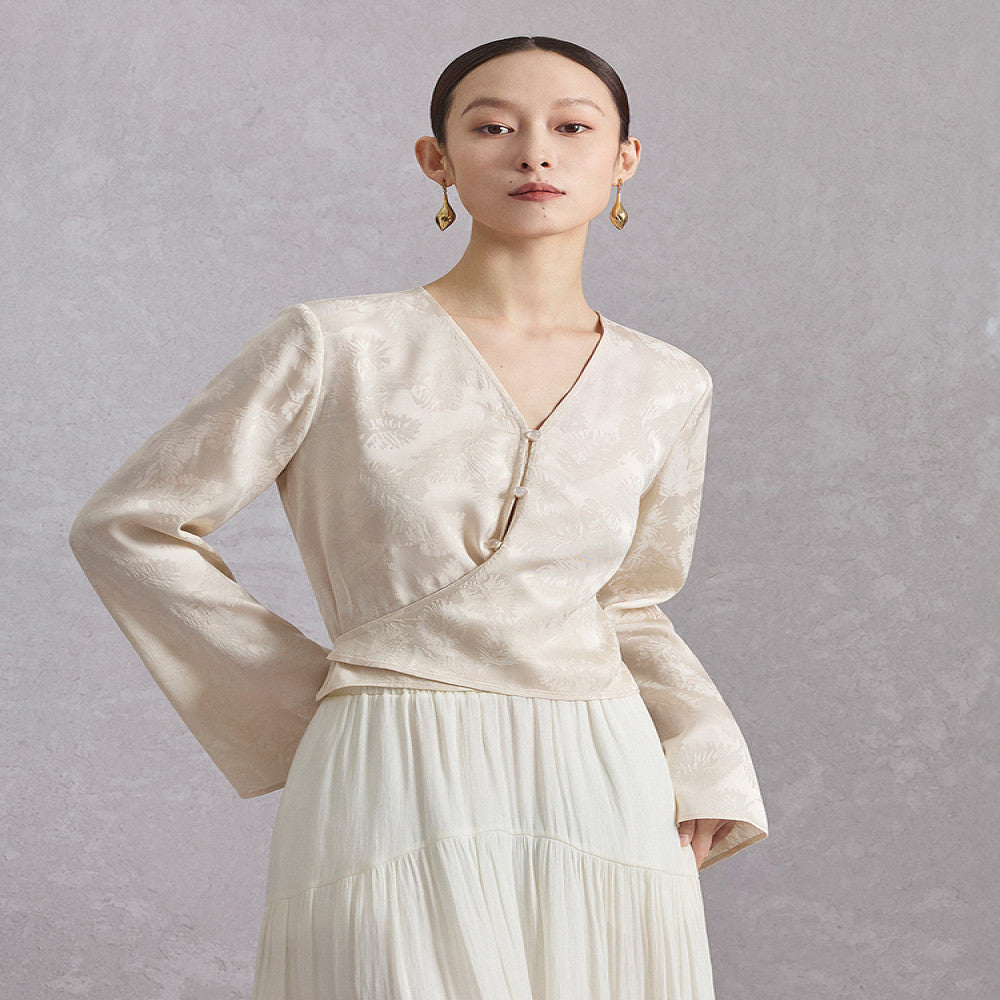 Naivee New Chinese Jacquard V neck Waist Horn Sleeve Mint Manbo Long Sleeve Shirt Women s Autumn Small Shirt image 2
