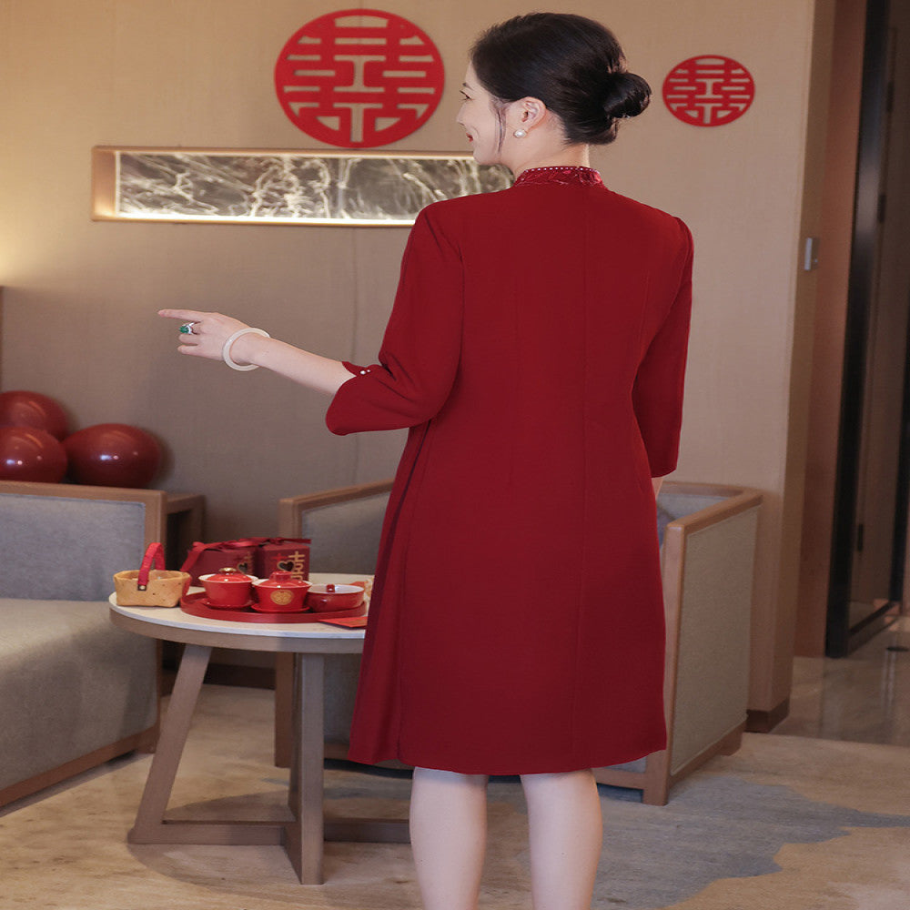 Happy mother in law wedding banquet dress 2024 new spring and autumn middle aged mother dress noble temperament wedding red long sleeve young image 5