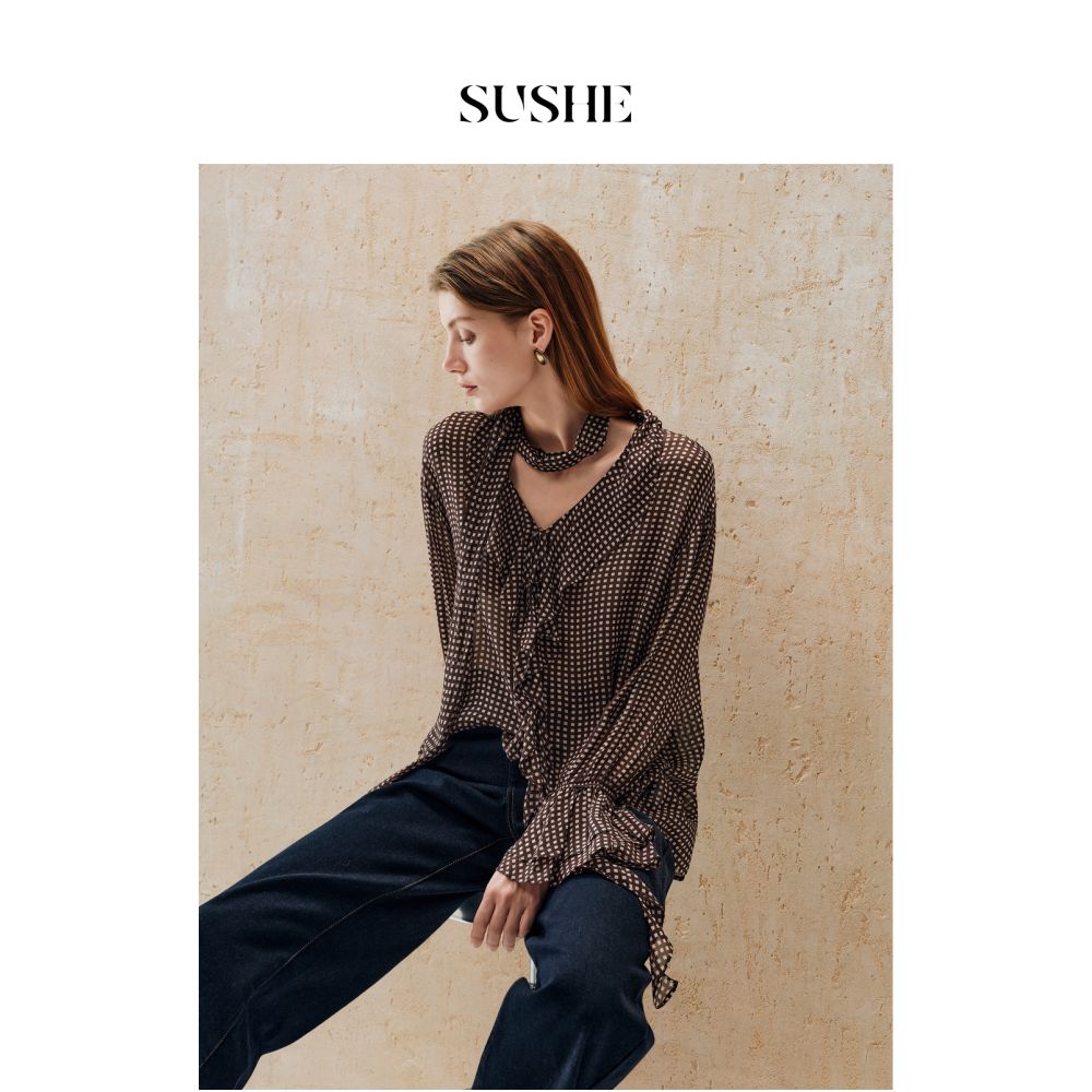 Shuxi SUSHE Sandalwood Retro Style Color Contrasting Grid Pattern Paddle Neck Ruffle Edge Trumpet Sleeve Lightweight Chiffon Shirt for Women image 2