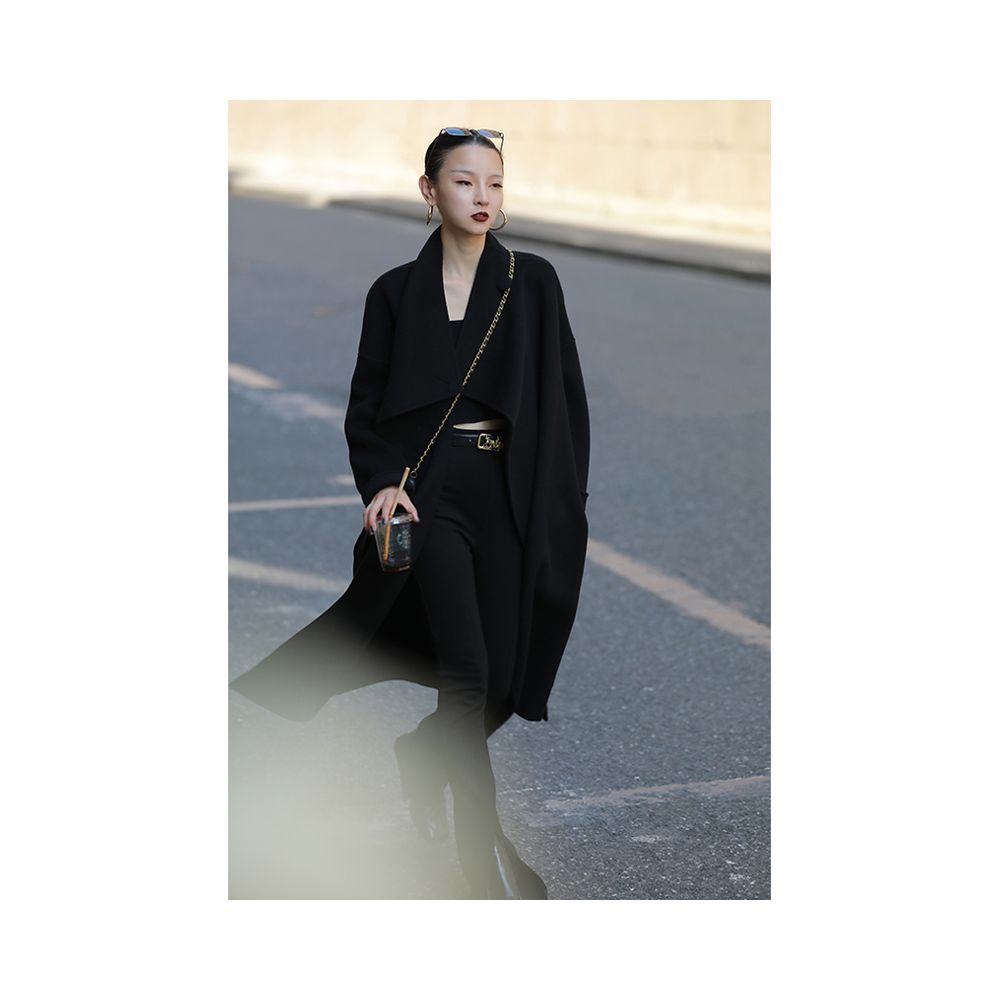 Mogas Poison Home Customized Cool and Luxurious White Wool Coat with Large Silhouette and Stylish Appearance Thin and Long Coat for Women in Autumn and Winter image 14