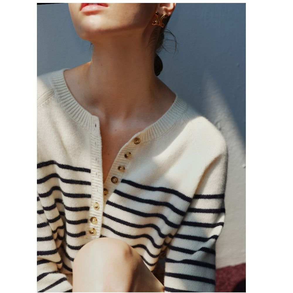 Soft warm loose French retro classic striped 2025 spring new wool knitted sweater round neck base sweater image 3