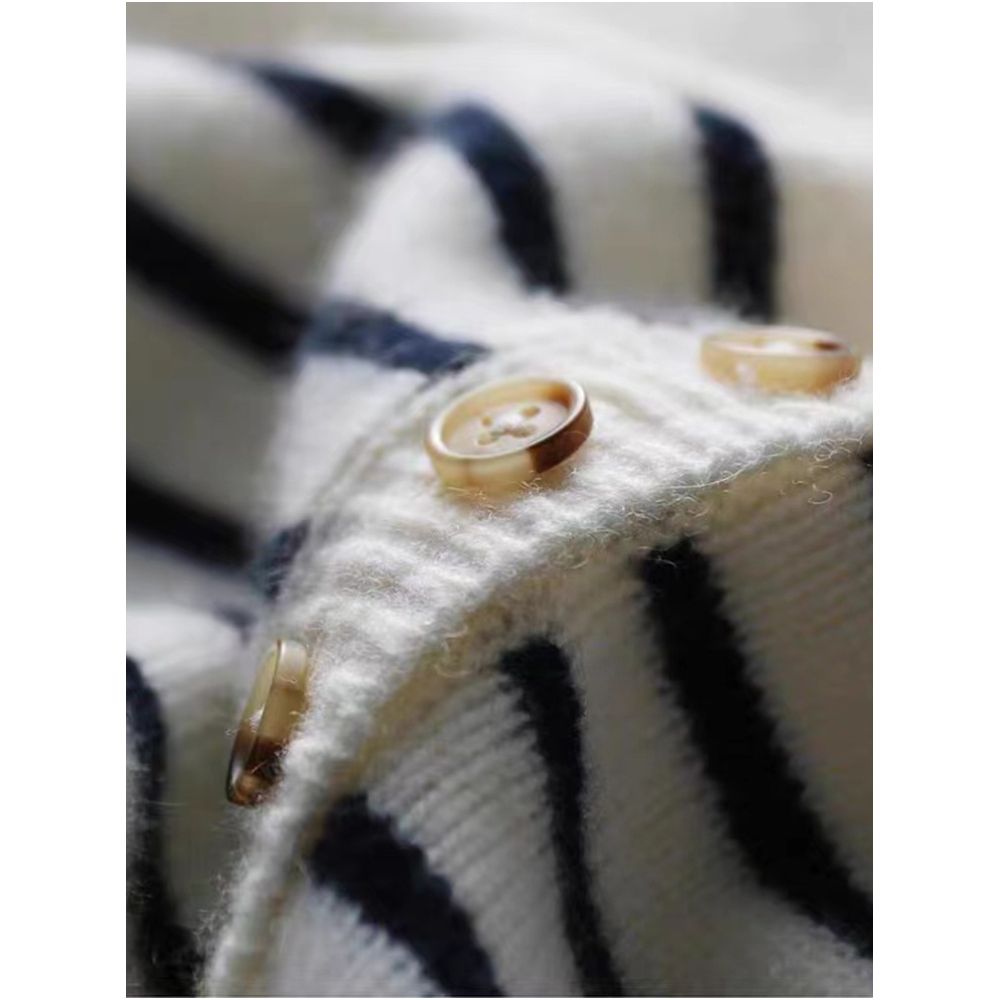 Soft warm loose French retro classic striped 2025 spring new wool knitted sweater round neck base sweater image 5