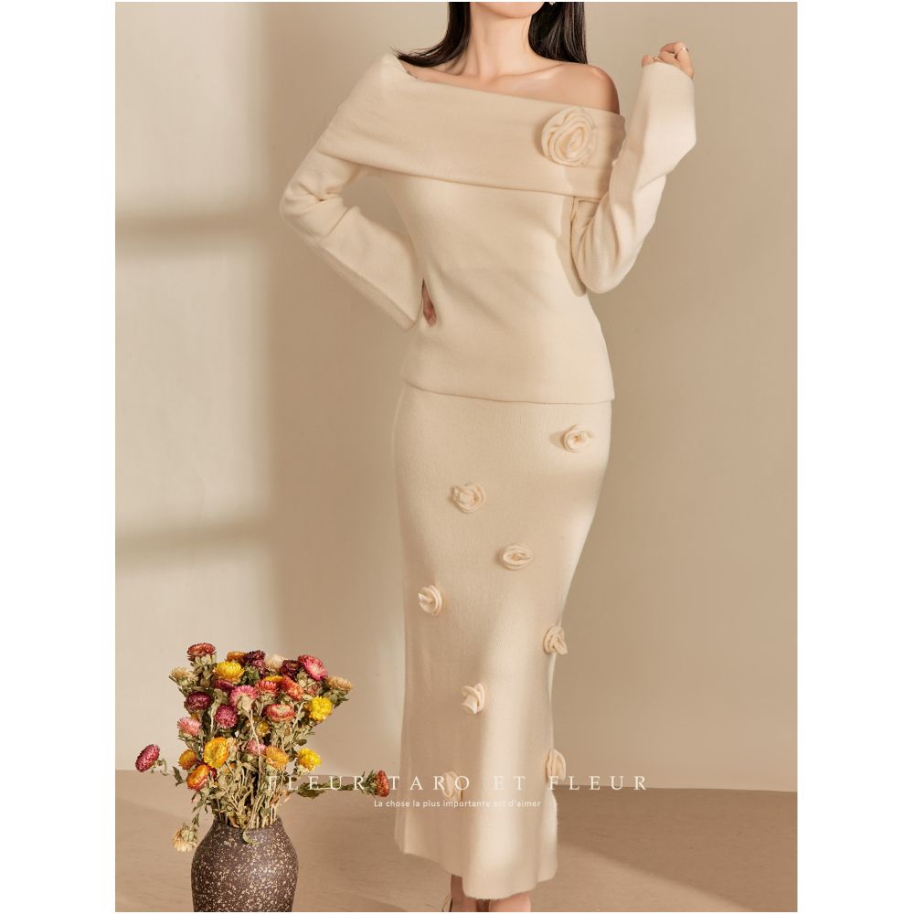 Qiao and Flower Bottle French Gentle Style One Shoulder Set 2025 New 3D Flower Beige Knitted Two Piece Set image 1