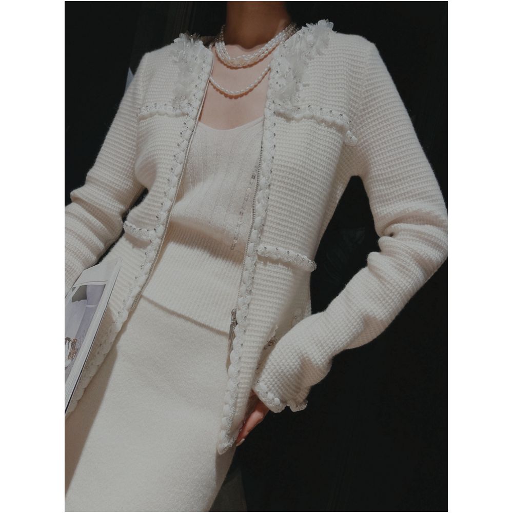 Luxury cashmere flower rhinestone French style small fragrance knitted cardigan with high end feel heavy coat sweater W4104 image 3