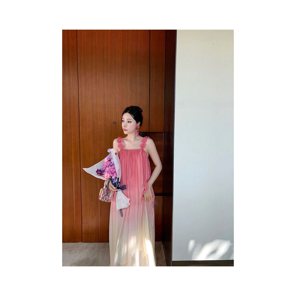 Temperament socialite high end feeling gradually changing color big swing dress women s summer new loose and atmospheric flower suspender dress image 10