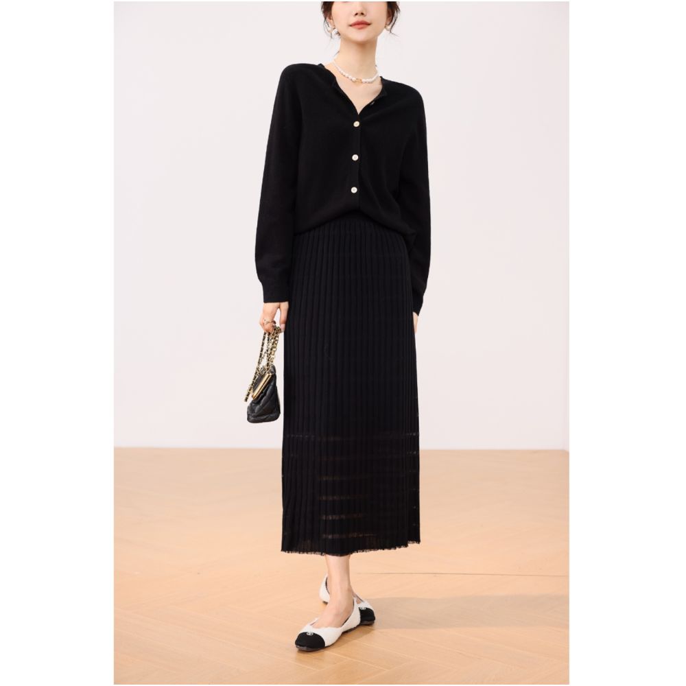 Qiqi Family 3D Bamboo Knot Pit Strip Knitted Half Skirt 2024 Autumn New Product French Hollow High Waist Long Skirt for Children image 2