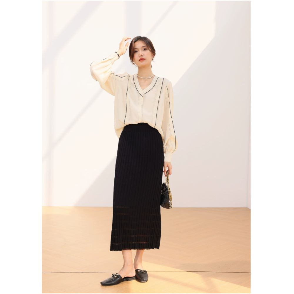 Qiqi Family 3D Bamboo Knot Pit Strip Knitted Half Skirt 2024 Autumn New Product French Hollow High Waist Long Skirt for Children image 3