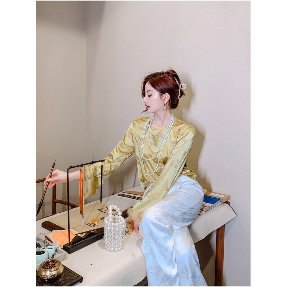 Break the code Yu Xiaoxiao Mirror Flower Butterfly Temperament 100 Silk Mink Cuffs Splicing Slim Shirt image 3