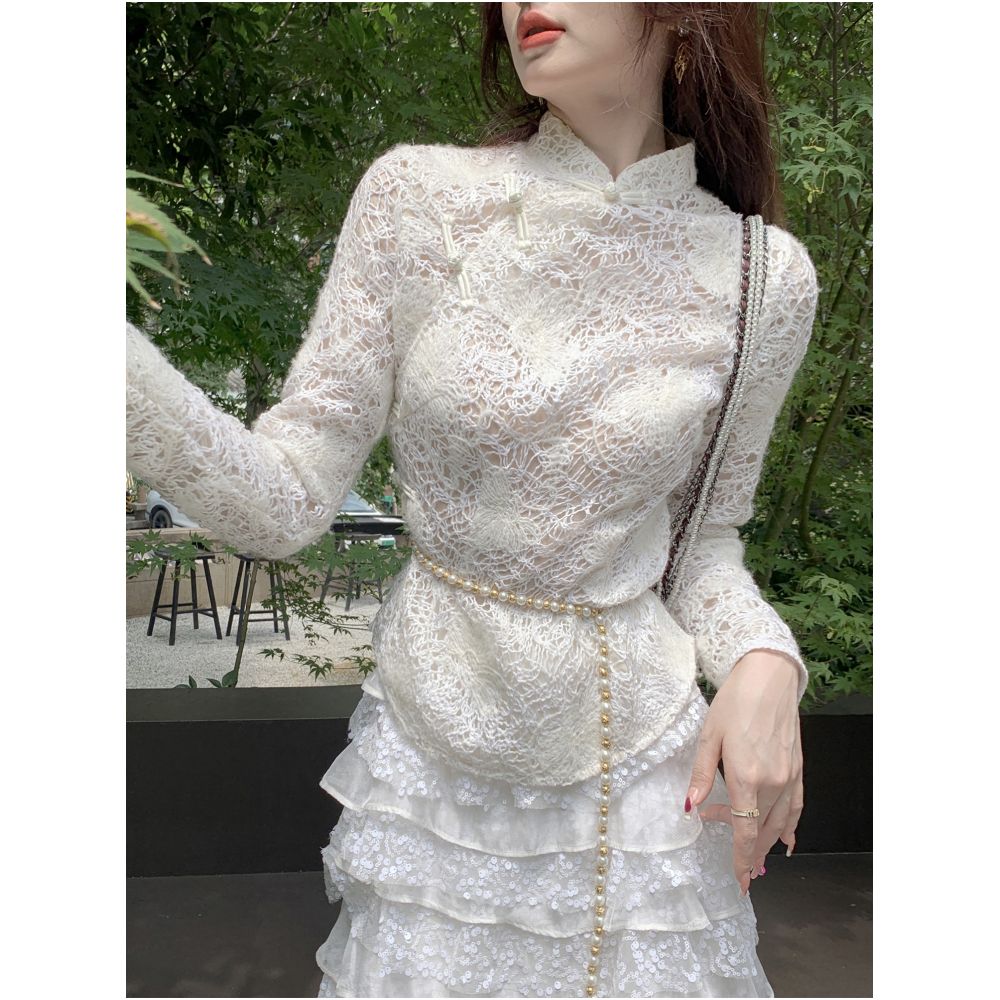 Yu Xiaoxiao Jiangnan Beauty Embryo Chinese stand up collar button retro national style hollow top early autumn new image 5