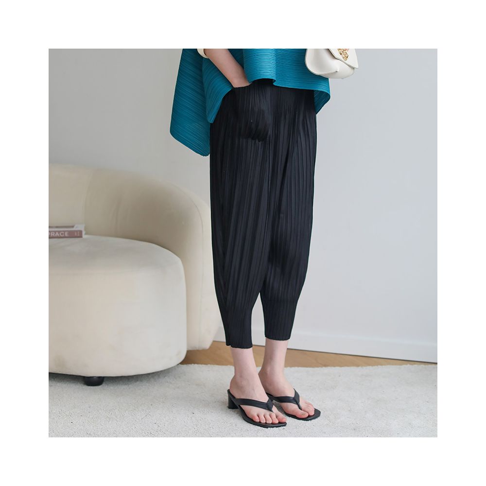 Ao Jiu San Zhai Folded Small Legged Pants for Women 2024 Spring Summer New Style Loose and Slim Hundred Fold Casual Haren Pants Long Pants image 10