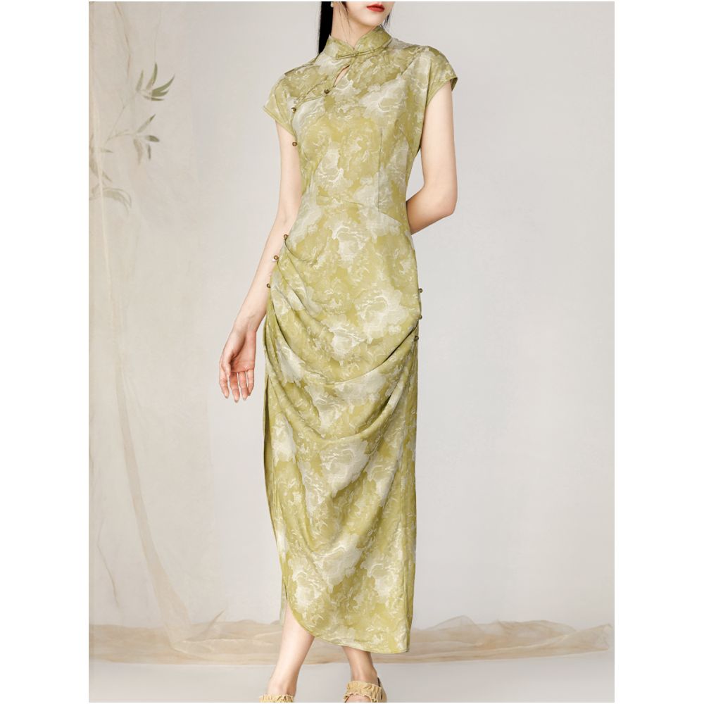 Yiyan New Chinese style Improved Cheongsam Skirt for Women in Summer Green Pattern Short Sleeve Chinese Style Pan Buckle Retro Split Dress image 1