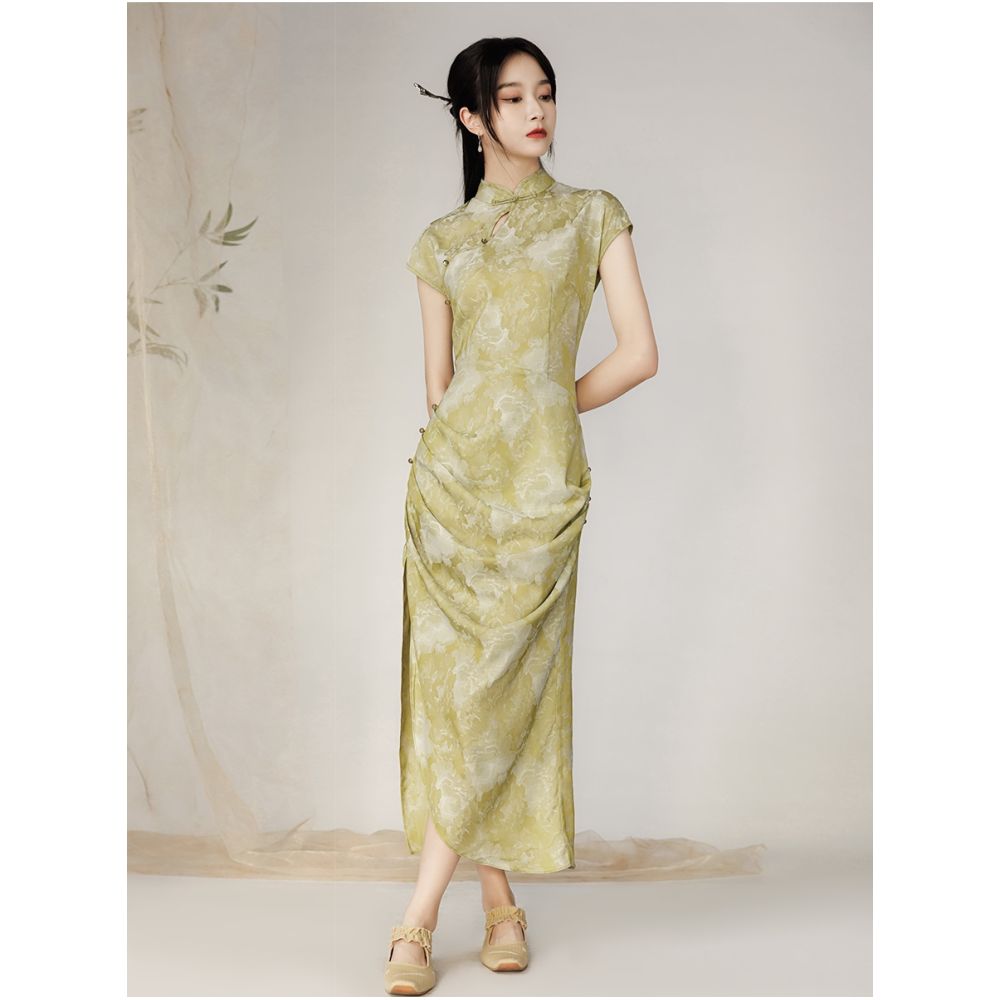 Yiyan New Chinese style Improved Cheongsam Skirt for Women in Summer Green Pattern Short Sleeve Chinese Style Pan Buckle Retro Split Dress image 4