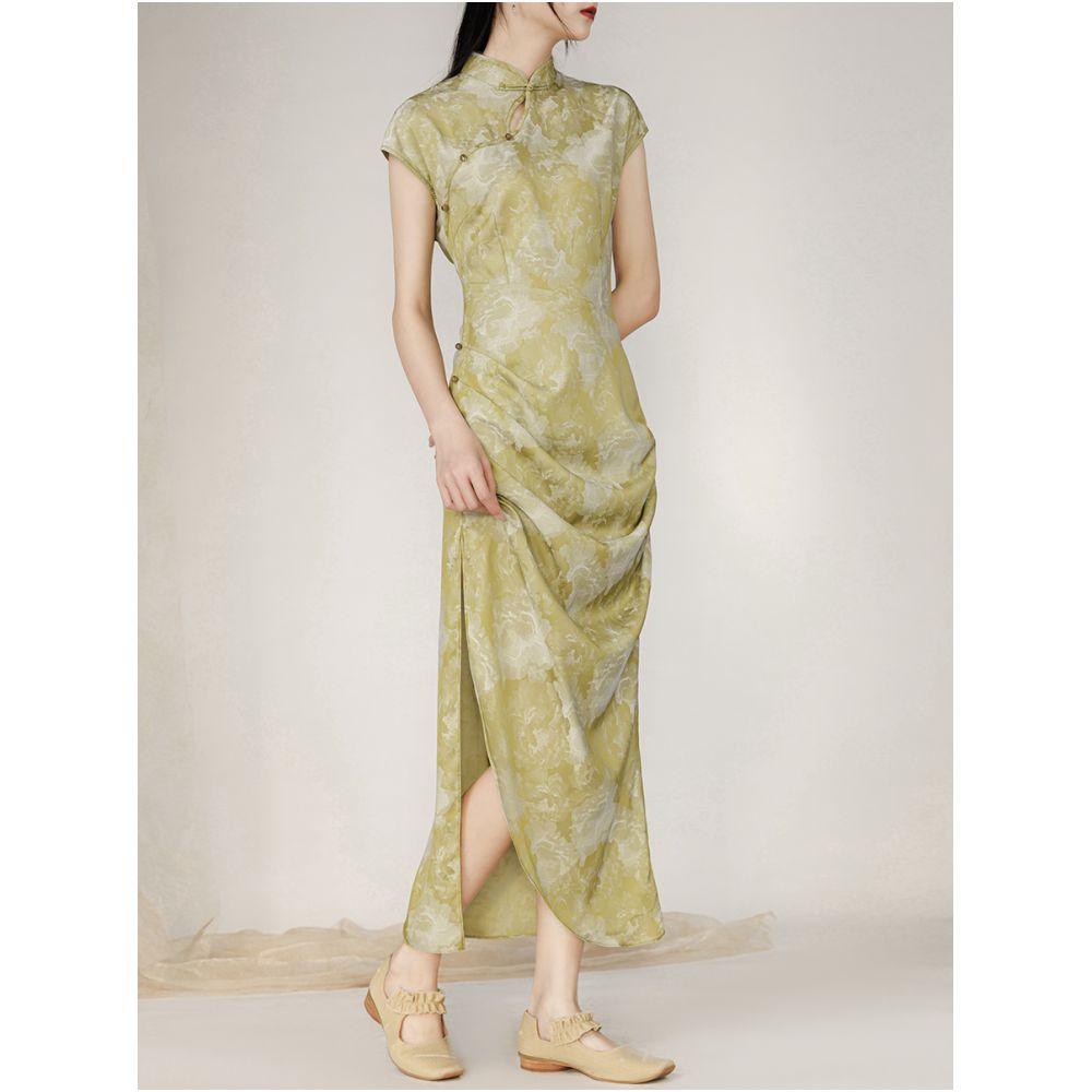 Yiyan New Chinese style Improved Cheongsam Skirt for Women in Summer Green Pattern Short Sleeve Chinese Style Pan Buckle Retro Split Dress image 5