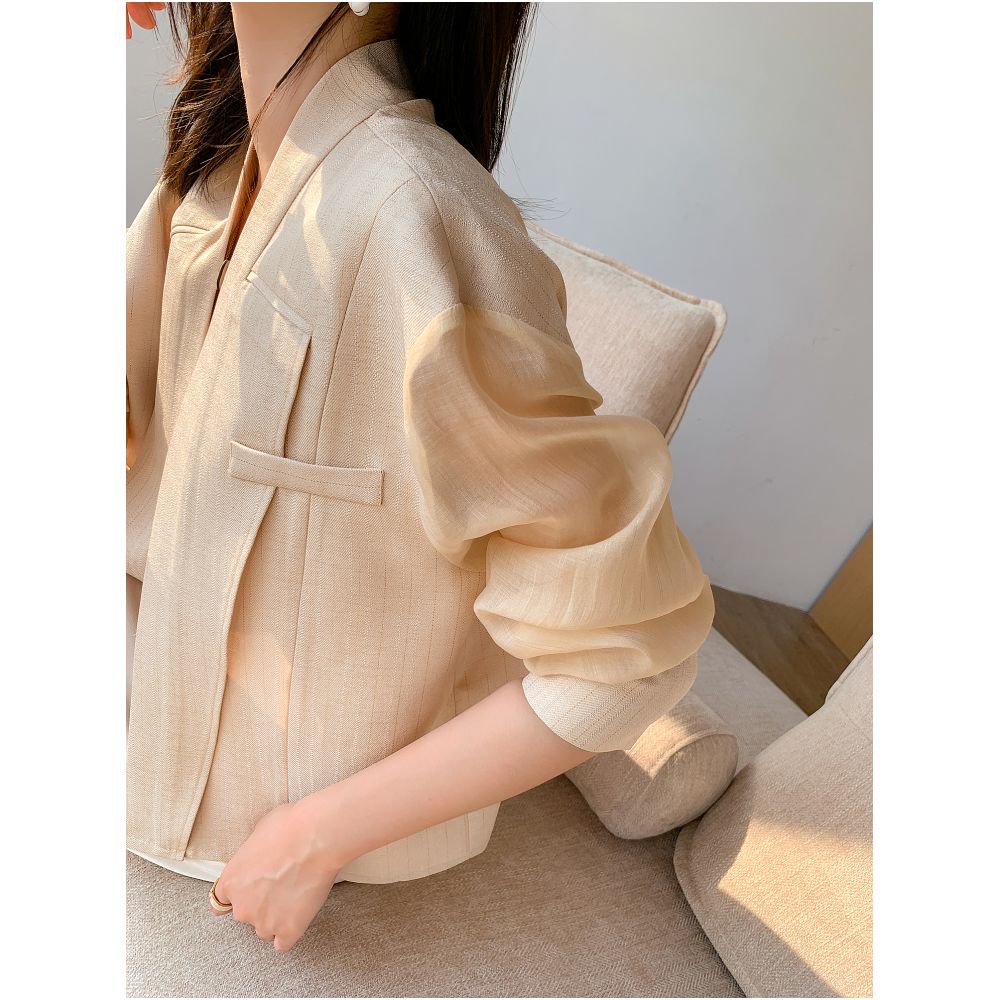Light luxury design temperament women s top 2025 summer new splicing mesh small fragrant wind sunscreen short thin jacket cardigan image 1