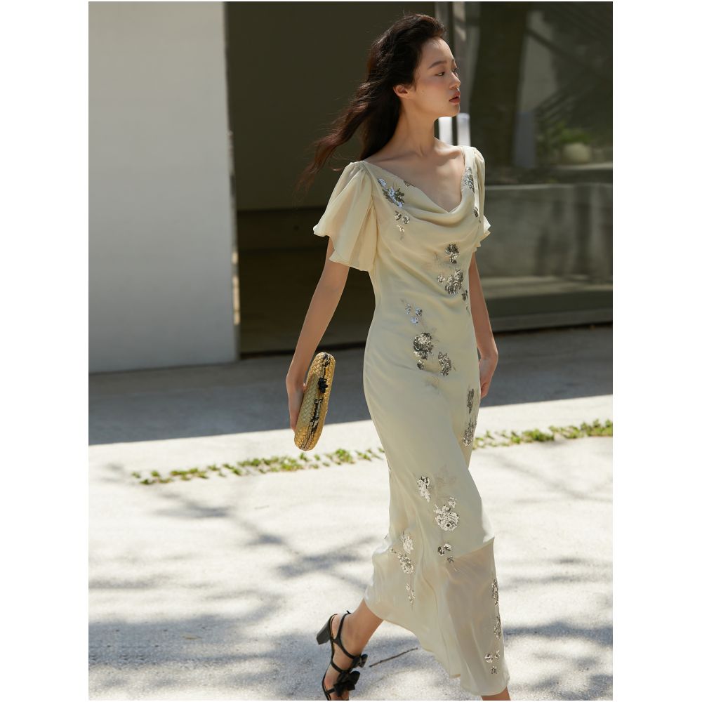 Bead embroidery vintage style Elegant curves with three dimensional cutting Fairy style dress sold out without replenishment image 2