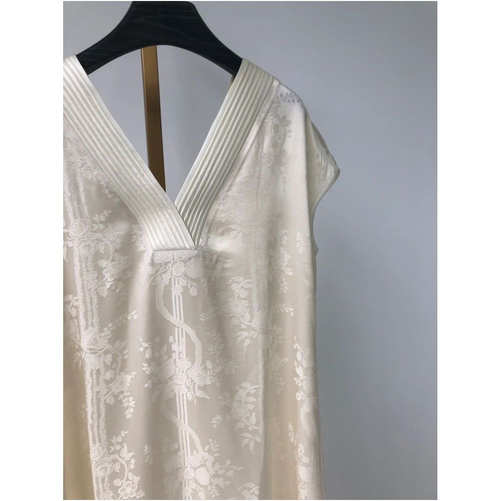 High end Heavy Industry New Chinese Style 2025 Summer Chinese Style Jacquard Elegant Tea Clothing Tassel Improved Cheongsam Dress image 3