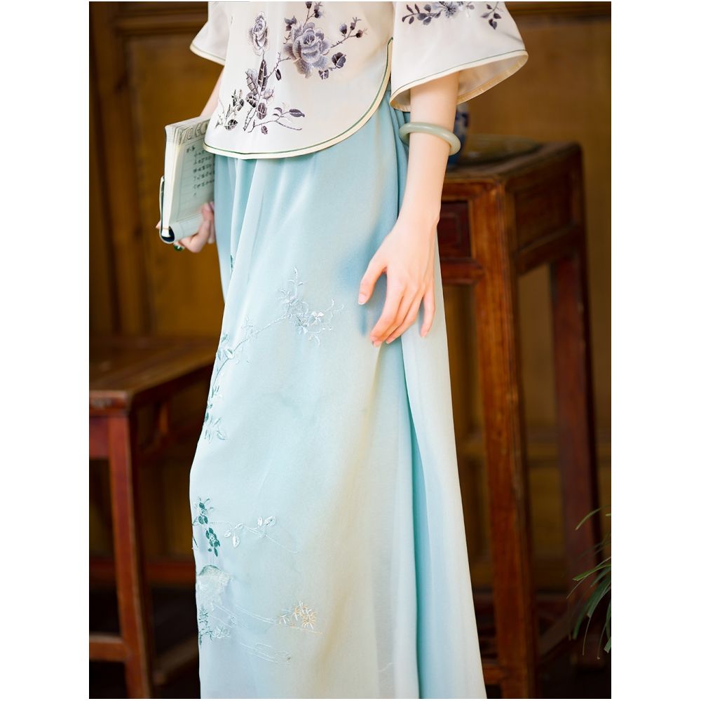 Carp Flower Shadow One City Wind Plush Elegant Embroidered Half Skirt Fresh and Versatile Daily Elastic Waist A line Skirt Original image 4