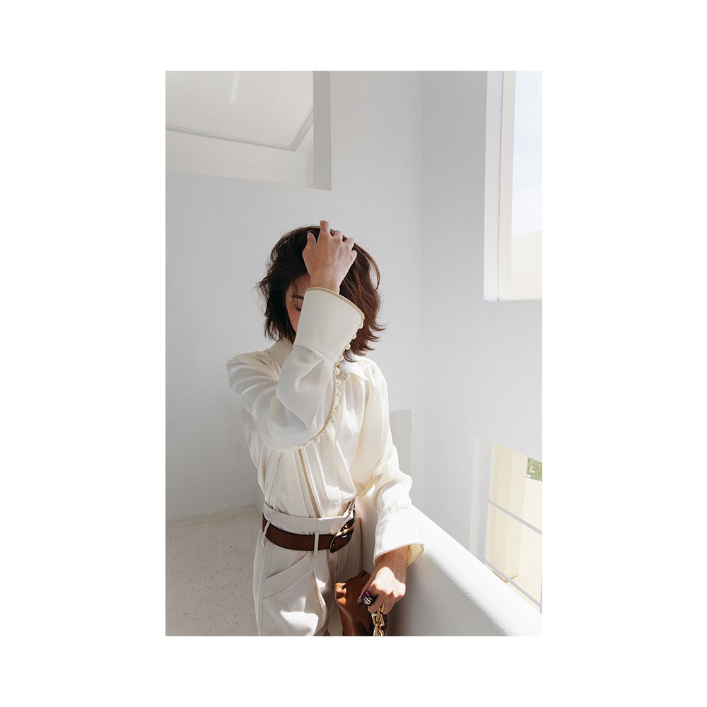 Rosebanks Downton Abbey buckle gold border detail full of cream colored commuting heavy industry pleated shirt image 4
