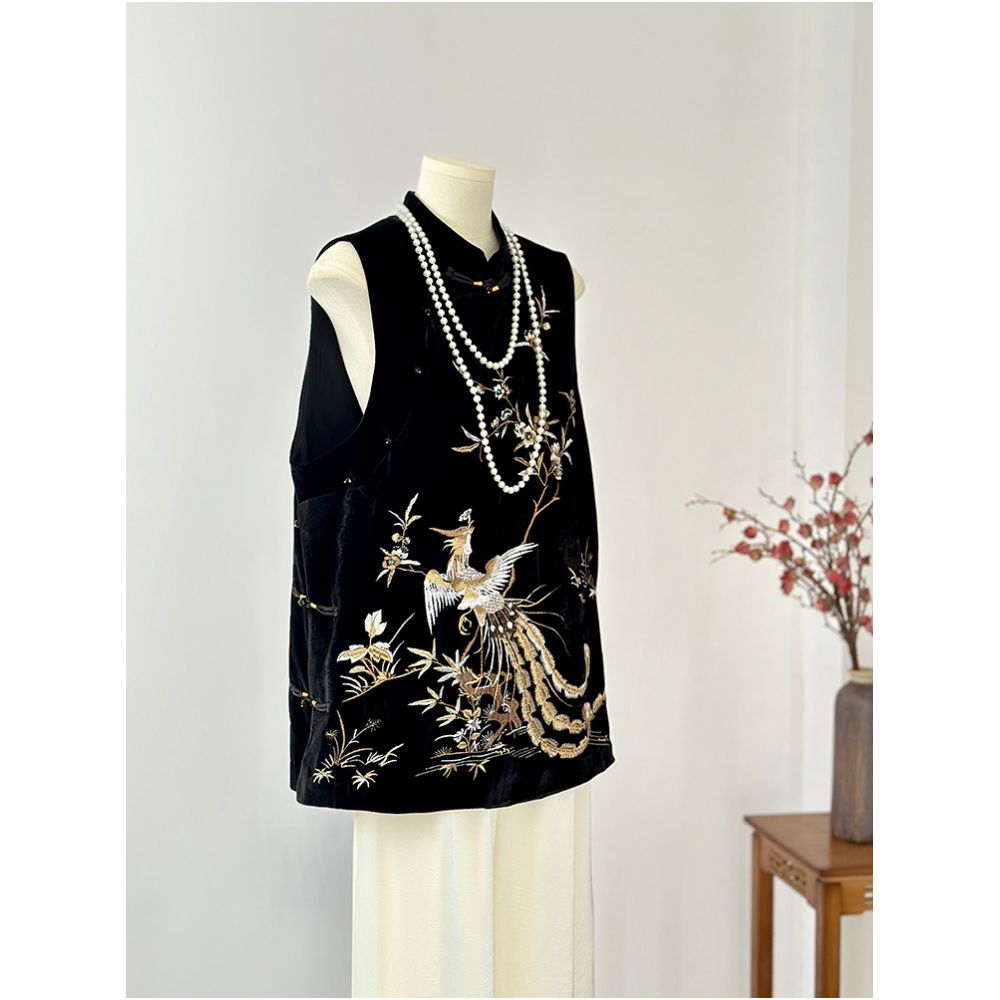 Black velvet heavy embroidery vest for women medium and long style oblique lapel buttoned vest top new Chinese style high end feel image 2