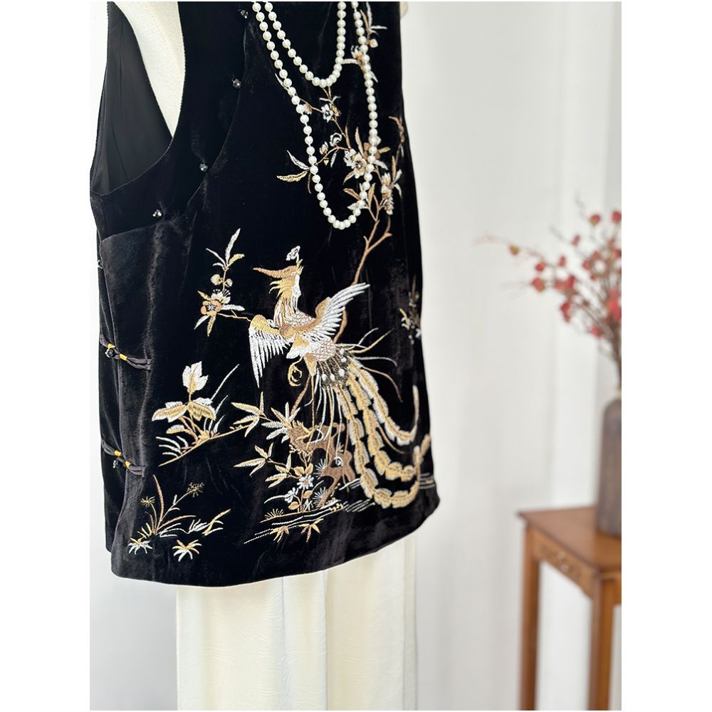 Black velvet heavy embroidery vest for women medium and long style oblique lapel buttoned vest top new Chinese style high end feel image 5