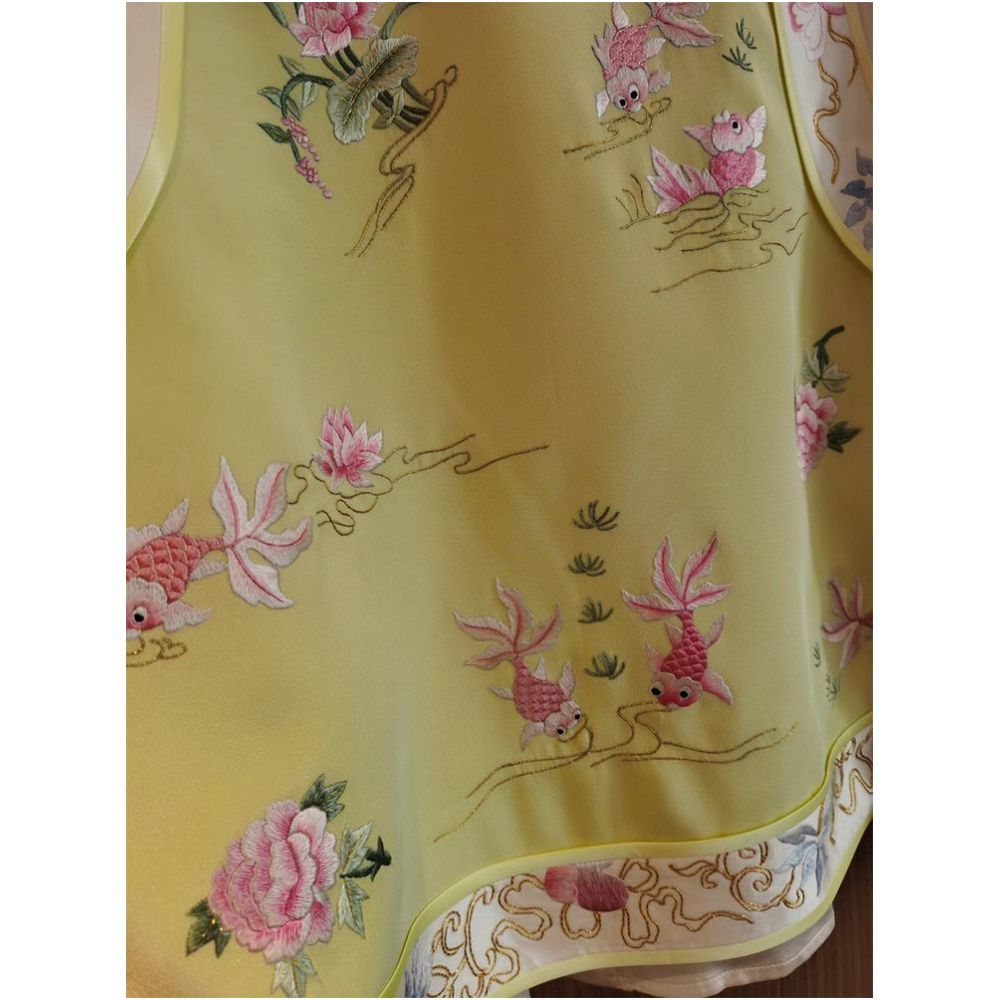 2025 early spring new Chinese style unique tops super beautiful chic shirt layered vest two piece suit for women image 3