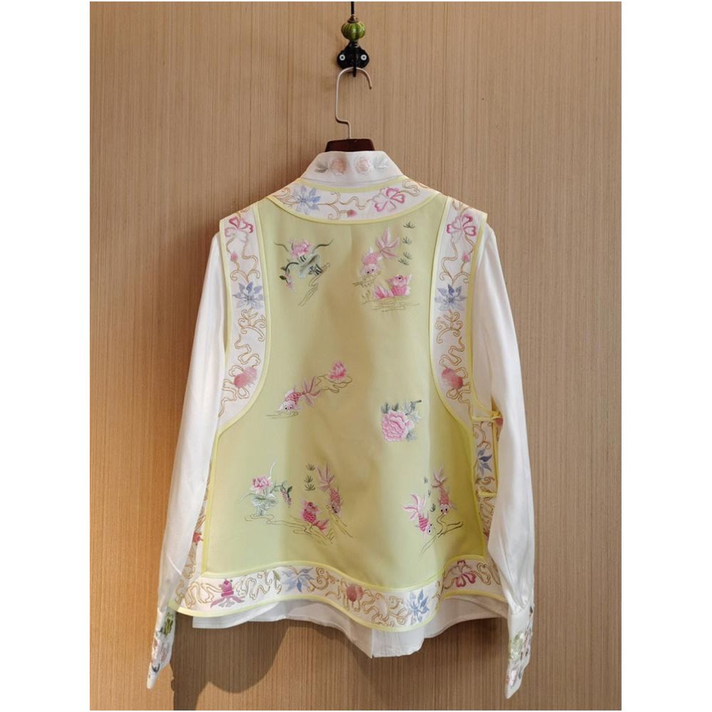 2025 early spring new Chinese style unique tops super beautiful chic shirt layered vest two piece suit for women image 4