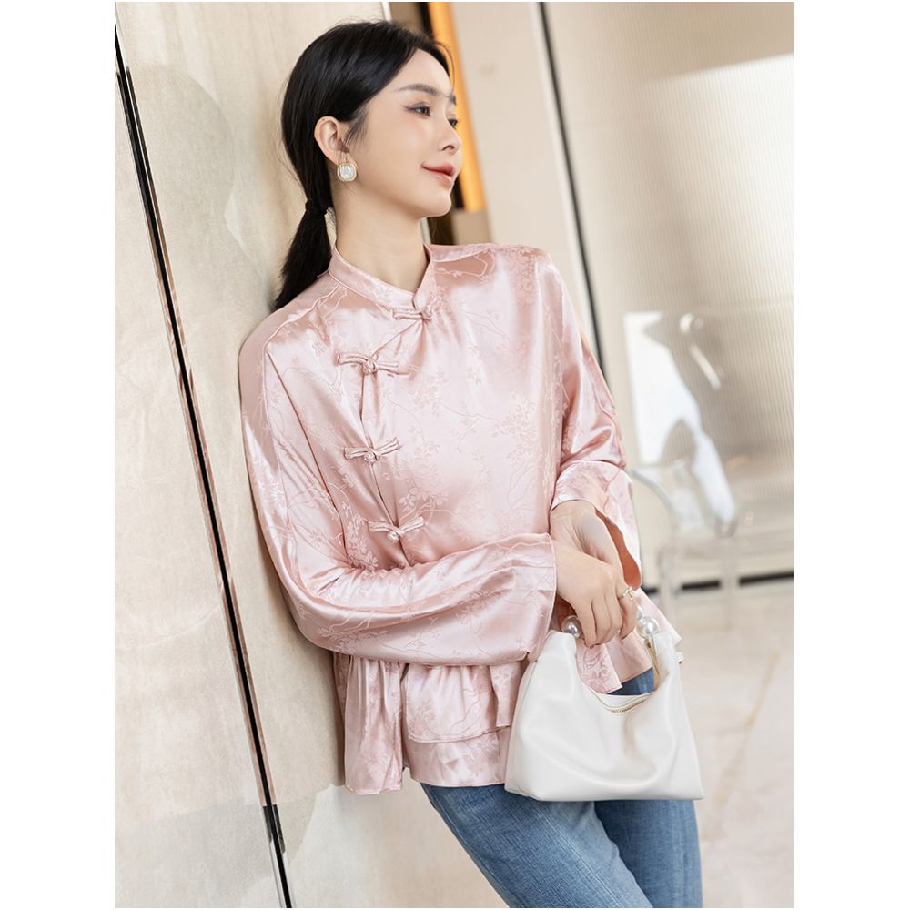 Pink trendy age reducing Chinese style shirt for women with a design and temperament improvement featuring a new Chinese style buckle cheongsam top trend image 1