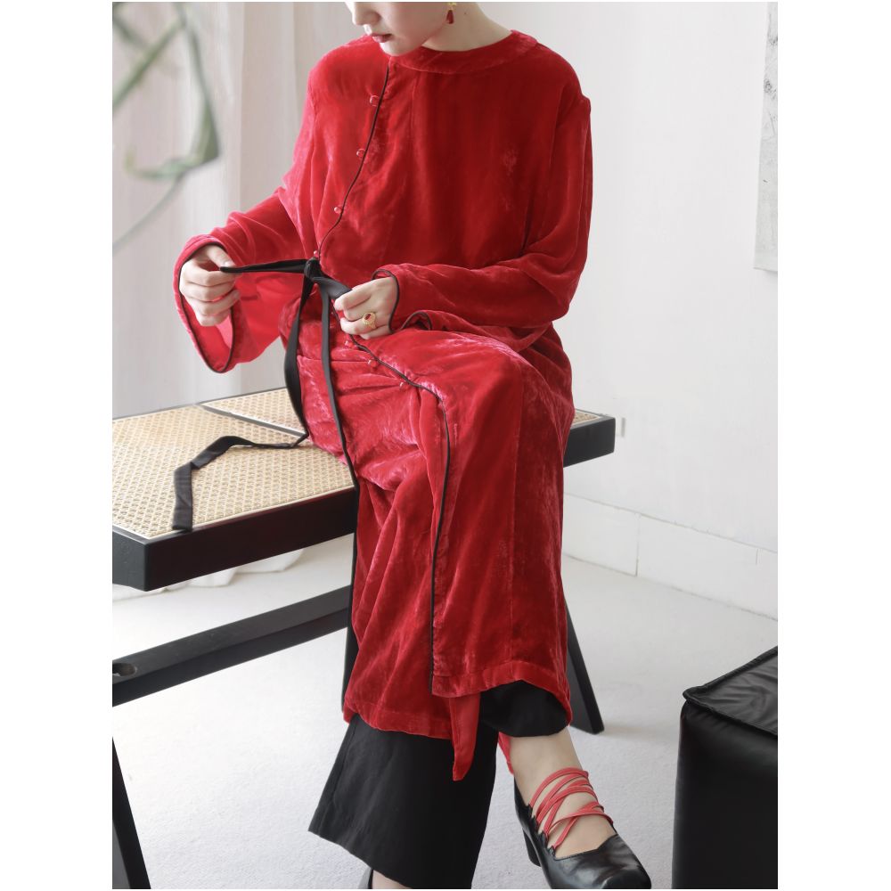 TAORAN women s clothing new Chinese style improved cheongsam top for young women red velvet shirt Zen tea suit image 2