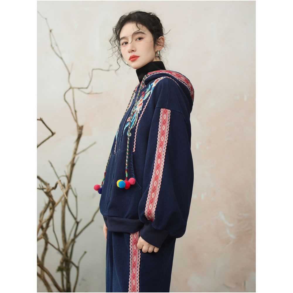 Su Luo s original China Chic Embroidered Sweater Sweatpants Set image 3